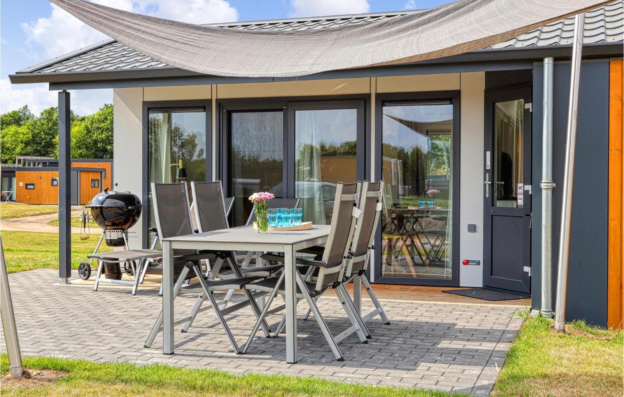 Lovely Home In Suesel With Wifi Susel Buitenkant foto